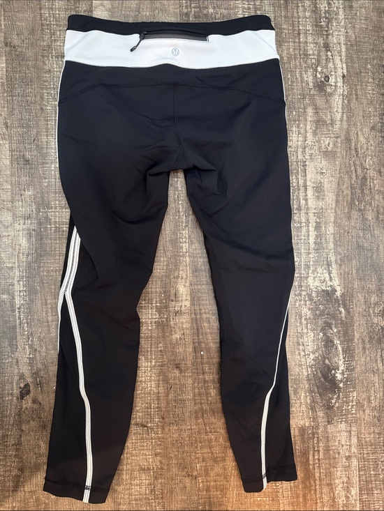 lululemon athletica Pants - Lululemon Black & White Athletic Leggings- Size 6.